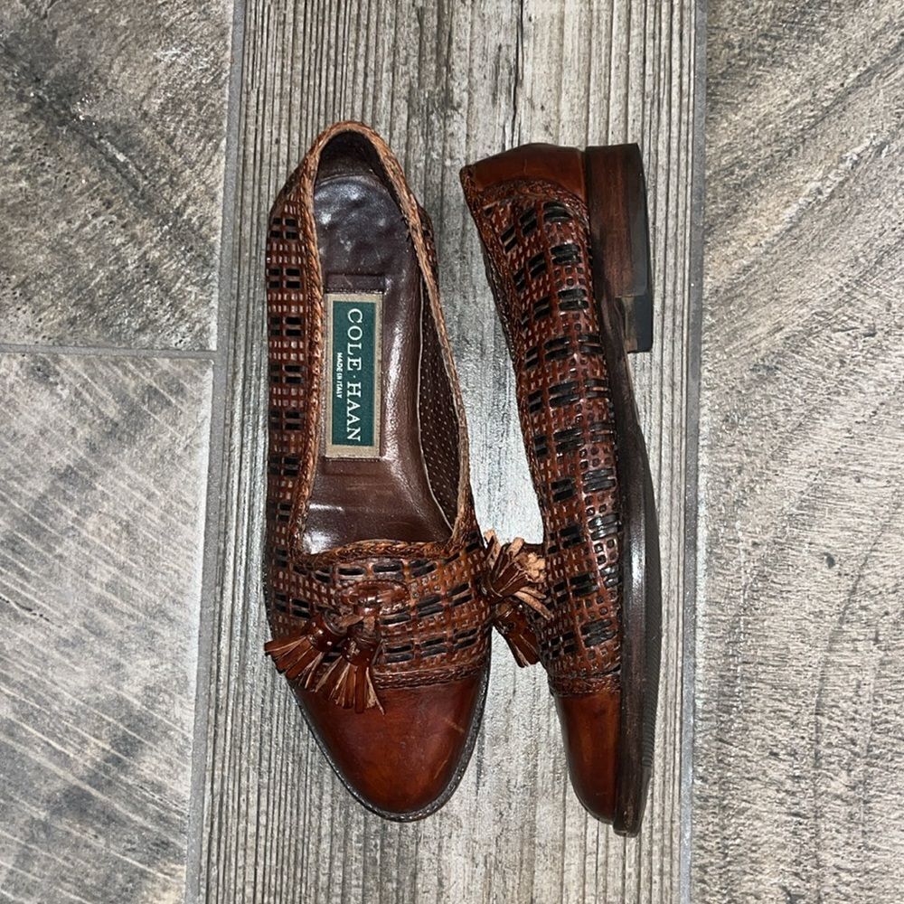 Vintage Cole Haan brown leather loafers